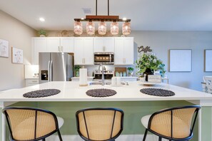 Kitchen | Bar Seating | Keurig Coffee Maker | Electric Kettle | Cooking Basics