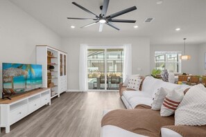 1265EmeraldRowWay(5)