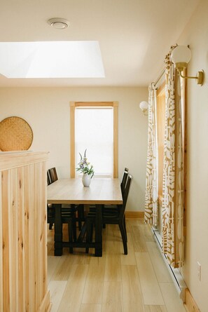 Dining table seats 6