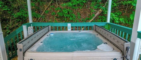 Bain à remous extérieur