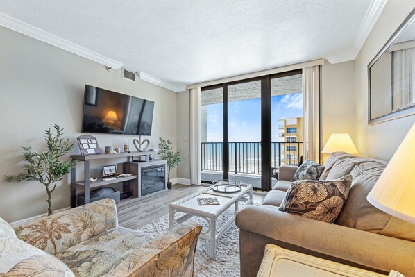 Sit back, relax and enjoy the breathtaking ocean views from the cozy living room.