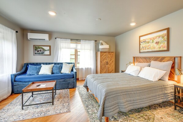 Meredith Vacation Rental | Studio | 1BA | 400 Sq Ft | Stairs Required to Access