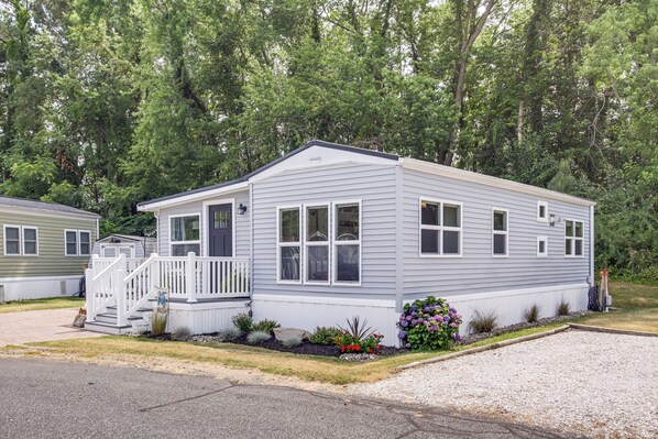 Ocean Pines Vacation Rental | 3BR | 1BA | 792 Sq Ft | Stairs Required