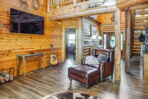 Sitting Area | 1st Floor | Wood-Burning Fireplace