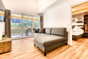 Brandnerhus Nr. 13 - 3 room FeWo for 4 persons – living room