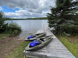 Two kayak available.