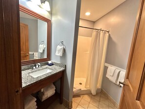Sink, Indoors, Bathroom, Sink Faucet, Lamp