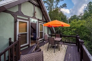 Loft Deck in the Trees