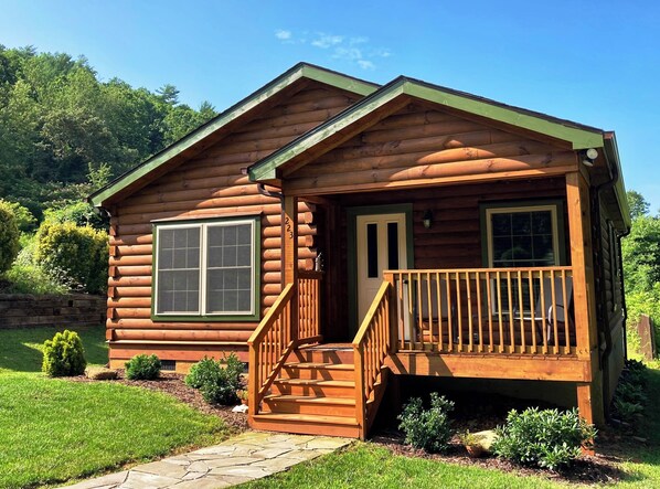 Minutes from downtown Asheville, yet tucked away in a peaceful wooded cove!