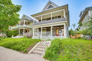 Single-Story Apartment | 1st-Floor Unit | Walk to Restaurants & Bars