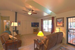 Enjoy the warmth of a nice bright living room. All four seats fully recline.