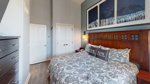 Indoors, Home Decor, Furniture, Cushion, Lamp