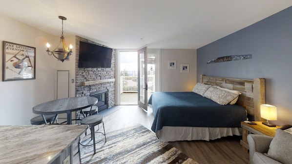 Home Decor,Indoors,Furniture,Table,Bed