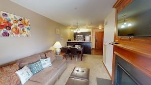 Furniture, Indoors, Living Room, Couch, Screen