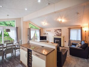 Open plan living space | Rivendell, Dollar