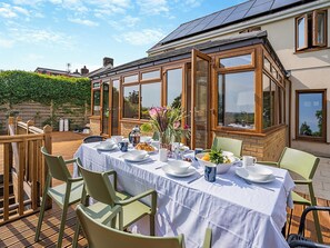 Sitting-out-area | Halfstone House, Llanelli