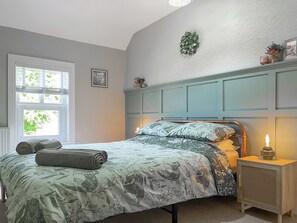 Double bedroom | Rose Cottage, Cromford