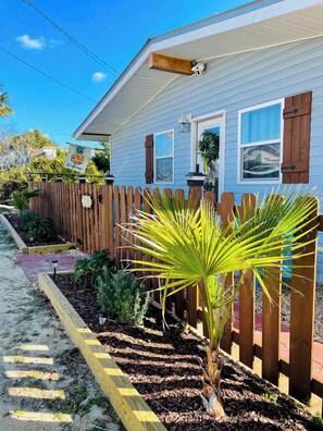 Nothing says "You're at the Beach" better than new palm trees to welcome you!