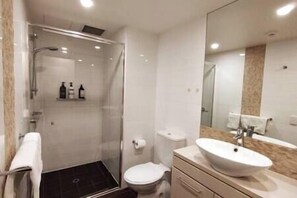 Ensuite bathroom