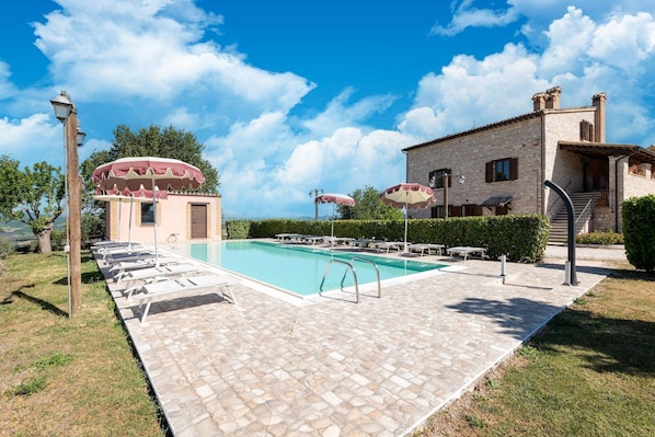 Holiday Home Swimming Pool