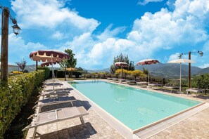 Holiday Home Swimming Pool