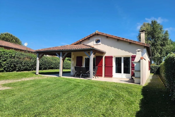 Holiday Home Exterior [summer]