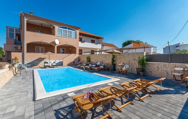 pool