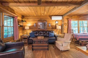 Main living room with ample seating