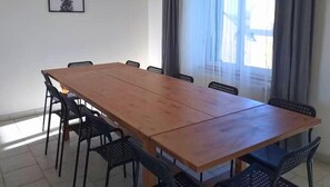 Large dining room table seating 12 (and another table seating 4 that can be joined)