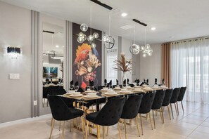 Banquet hall