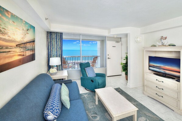 Oceanfront - Large Living Room