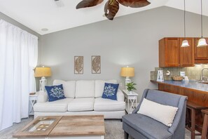 Baywatch D11 - Living Room