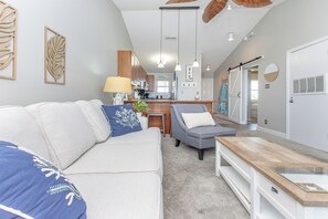 Baywatch D11 - Living Room