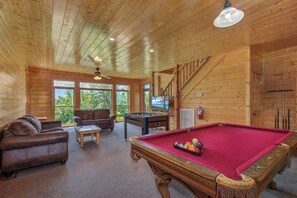 Lower Level Common Are Pool Table