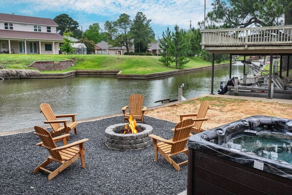 Deck with fire pit and hot tub