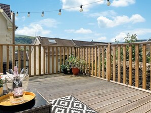 Decking | Mabon House, Pentre