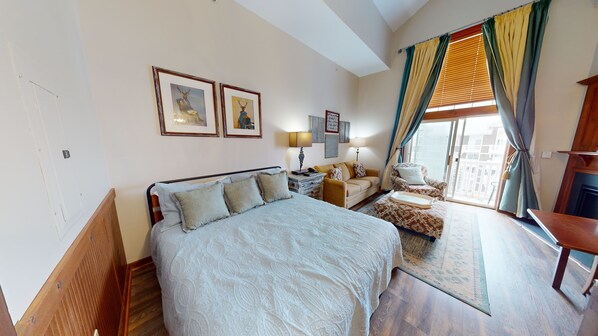 Indoors, Home Decor, Lamp, Floor, Flooring