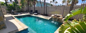Nature, Outdoors, Yard, Pool, Water