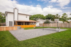 Sport court