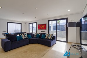Villa Vista Del Mar - Puerto Calero - Downstair Lounge