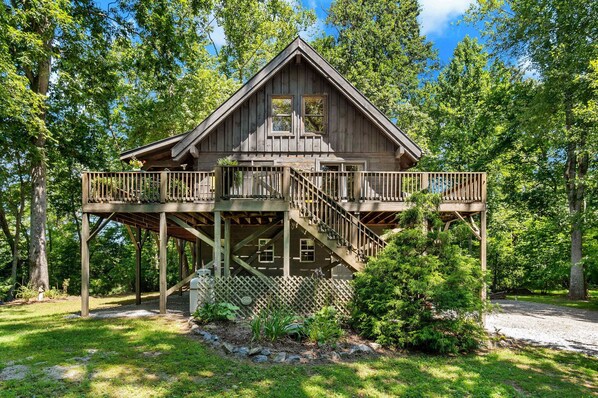 Welcome to River Retreat Cabin!