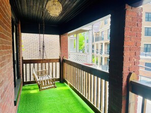 Scenic Balcony Bliss
Relax on our scenic balcony, featuring a charming bistro set. Savor your morning coffee amidst stunning views
airbnb near columbus ohio convention center
