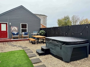Patio: Grill, chill, and unwind at The Burnt Barrel with a brand-new grill and hot tub – your ultimate backyard retreat for fun and relaxation!