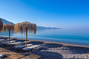 Kalamata beach (3km)