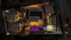 V1 - Top Left
V2 - Bottom Left
Main House - Center
V3 - Bottom Right
Garage - TR