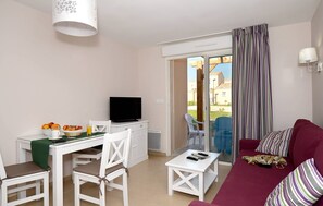 Spread out in the open concept living area and sleep 2 on the sofa bed. Please note there may be 2 Single pull out beds in place of the sofa bed.