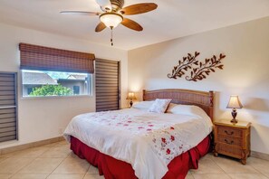 King Bed w/ Window