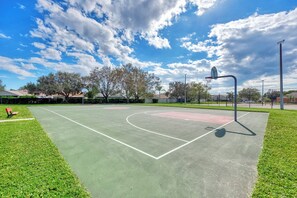 Sport court