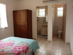 CHAMBRE 1 L'EXOTIQUE