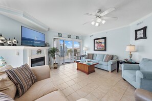 You will instantly feel at home with the warm Open Floor Plan of the main Living Area
